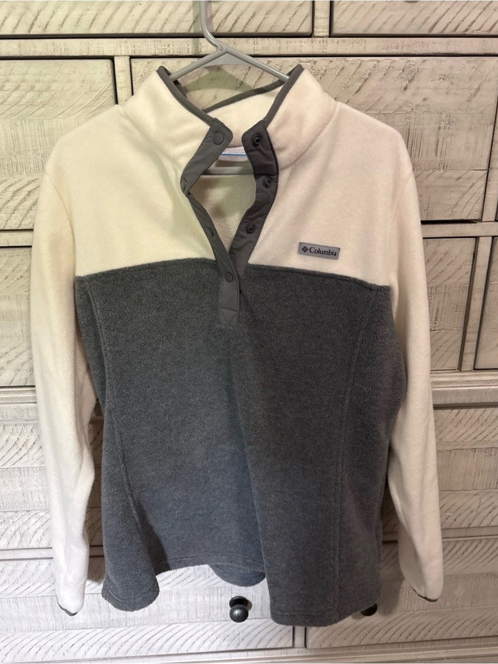 Women’s Columbia Two-Tone Cream and Gray Snap-Front Fleece Pullover